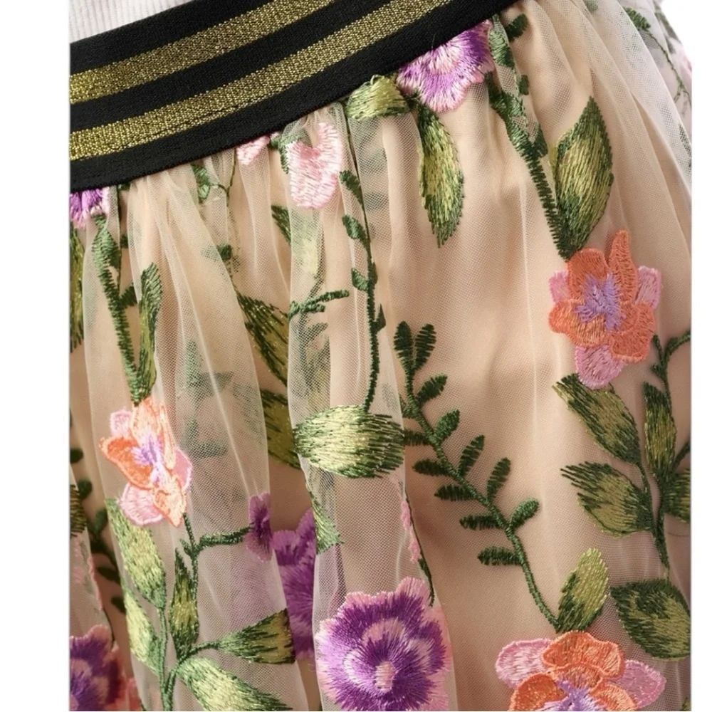 Aratta L Lavender Love Skirt - Purple and Cream Embroidered Flowers S-3